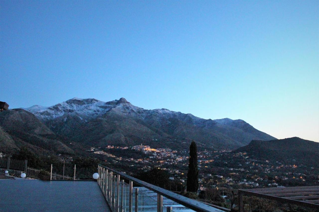 Villa Treglia B&B Formia Ngoại thất bức ảnh