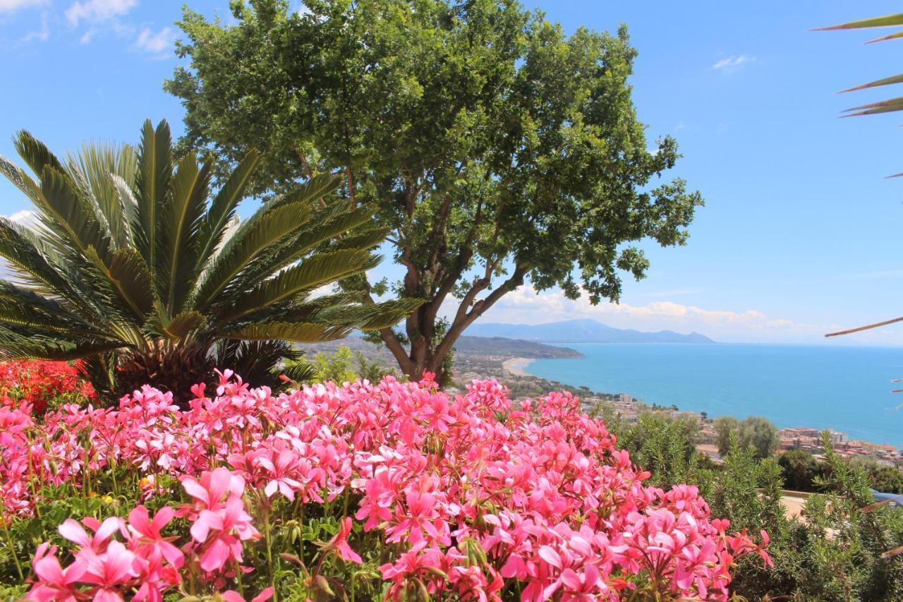 Villa Treglia B&B Formia Ngoại thất bức ảnh